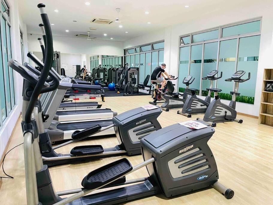 High Floor Studio Austin Regency Mount Austin W Balcony 3 Plus 1Pax 5 Mins Aeon Johor Bahru Zewnętrze zdjęcie